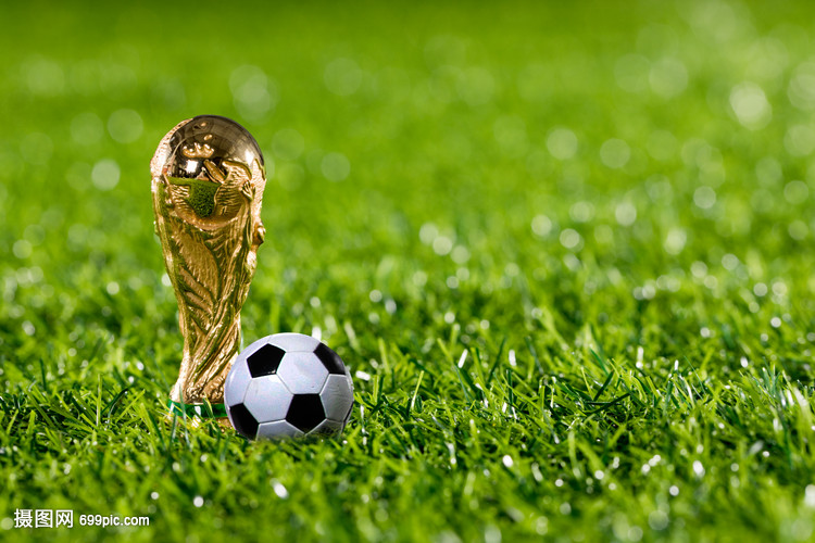 半场战报：塞尔塔2-3巴萨，莱万梅开二度，亚马尔破门（半场速递：巴萨3-2领先塞尔塔，莱万梅开二度，亚马尔建功）