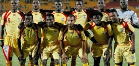 绝对死角，特拉布宗体育中场穆奇小角度任意球直接破门（穆奇小角度任意球直挂死角，特拉布宗体育中场精彩破门）